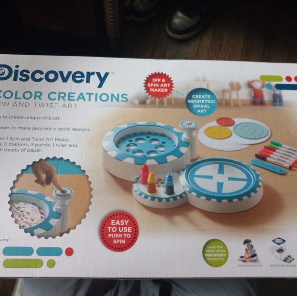 Discovery Toys 5 For 2 Nib Discovery Color Creations Spin And Twist